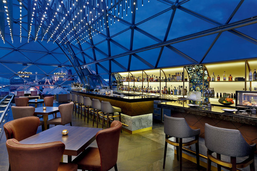Ritz Carlton Moscow O2 Lounge bar