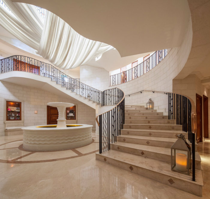 Stunning Luxury Hotel Lobby Ideas by Richmond International